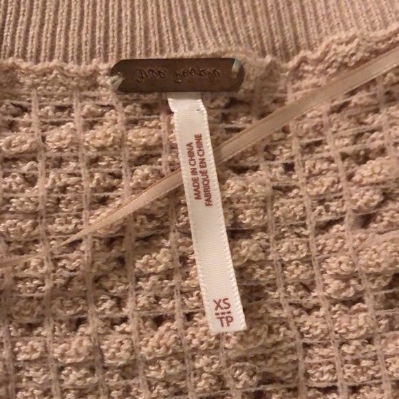 Free People sweater size XS - Picture 2 of 5
